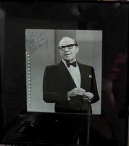 GREAT FRAMED ORIGINAL JACK BENNY AUTOGRAPHED  SIGNED PHOTOGRAPH PHOTO - Picture 1 of 3