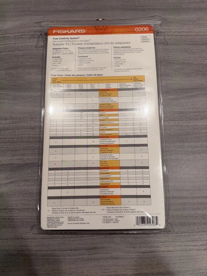 Fiskars Fuse Creativity System Adapter Kit Adaptable Plates Cutting Base Plate - Image 1 of 4