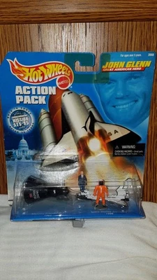 1998 New Hot Wheels Action Pack John Glenn Back In Space Mission STS-95 - Image 1 of 2