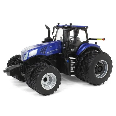 ERTL 1/32 New Holland T8.415 Blue Power Tractor Prestige Collection 61034 - Image 1 of 4