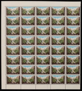 AUSTRALIA 1956 Melbourne Olympics 1/-, left half sheet MNH **. Doctor Blade flaw - Picture 1 of 1
