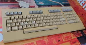 Teclado Commodore C 128 D (externo) (+ cable) estado de funcionamiento (110525) 8 bits - Imagen 1 de 5