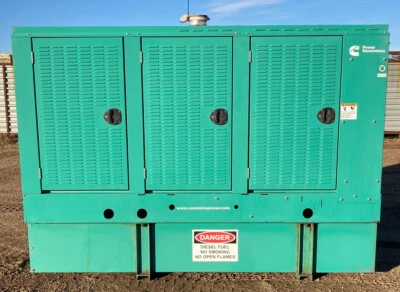 Gerador a diesel 125 kw Cummins / Onan - 8,9L 6 cilindros - 118 horas - Perfeito estado 2007 - Imagem 1 de 4