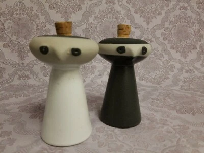 DAVID GIL for Bennington Pottery VT "Mr. Salt & Mrs. Pepper" Shakers RARE FIND! - Image 1 of 4