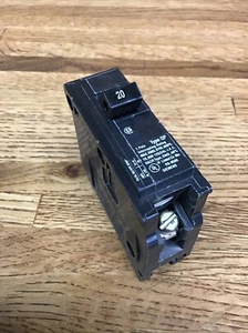 SIEMENS 20amp Circuit Breaker Single Pole 120/240v Type QP - Picture 1 of 5