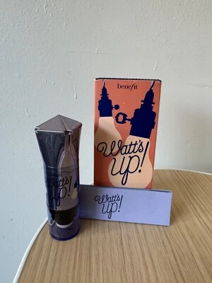 Benefit Watt's Up! Soft Focus Highlighter For Face 9.4 G/ 0.33 oz  New In Box - Image 1 of 2