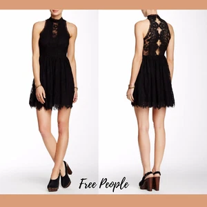 Free People Fit & Flare Verushka nero pizzo floreale minidresd reggicalze collo LBD USATO IN OTTIME CONDIZIONI - Foto 1 di 12