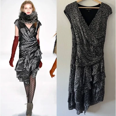 Vestido Cynthia Steffe Aplastado Burnout Terciopelo Envolvente Asimétrico Volantes Pasarela EE. UU. 4 Foto 1 de 4