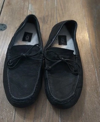 Zapatillas UGG Australia Hombres 9 Negras Piel de Oveja Forradas Felpa Corbata Comodidad  Foto 1 de 4