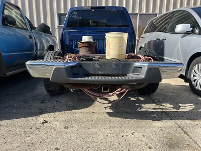 Conjunto parachoques trasero cromado GMC CANYON 2004-2012 Foto 1 de 4