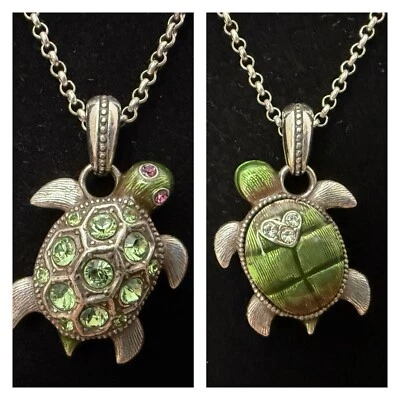 RARO Collar Colgante Tortuga Brighton Cristales Verdes Chapado en Plata Cadena Ajuste. Foto 1 de 4