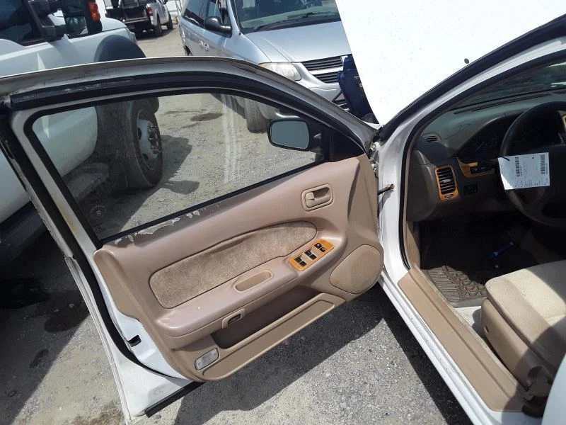 Radiator Fits 97-99 MAXIMA 1355971 Foto 1 de 4