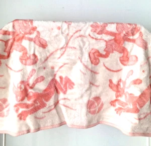 Vintage 1980s NOS Baby Blanket | Toddler Bedding | Pink and White Throw | Warm - Picture 1 of 9