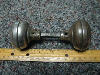 Pomos de puerta niquelados con eje y 2 perillas de cobre/herrajes de cubierta de bloqueo Foto 1 de 4