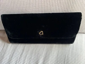 Victoria’s Secret Clutch Handtasche Abendtasche 10 x 5 schwarz Samt mit goldenem Herz - Bild 1 von 21