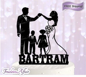 Familie Hochzeitstorte Topper Braut, Bräutigam & Kinder, mit Nachnamen [TLA100) - Bild 1 von 3