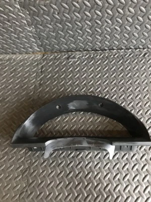 Kia Sorento Speedometer Surround Trim Cover 84830-3E900 / 2.5 2003-2007 Year - Image 1 of 4