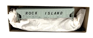 HO Athearn Rock Island 3 Bay Covered Hopper #131374 Kit In Original Box - Picture 1 of 6