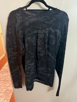 H&M Sport Hombre Camuflaje Manga Larga Negro XL Foto 1 de 3