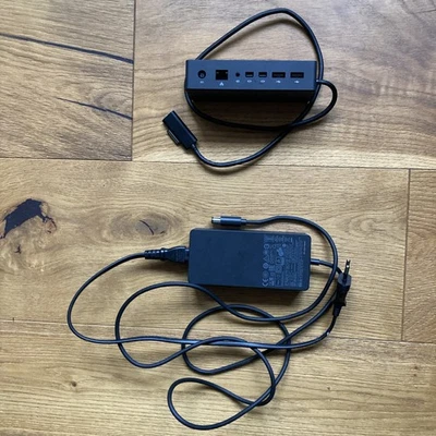 Microsoft Redmond WA 98052-6399 Dockingstation mit Netzteil 1749 für Surface - Bild 1 von 3