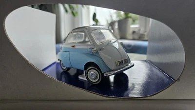 Modellauto 1 :18 Revell 08912 BMW Isetta 250 Blau/Weiß   2 A 0480 - Bild 1 von 4