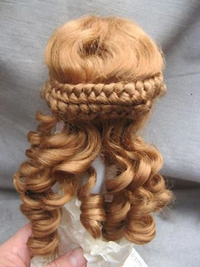 SIZE 9 AUBURN NAOMI ANTIQUE MODERN DOLL WIGS SYNTHETIC MOHAIR - Picture 1 of 3
