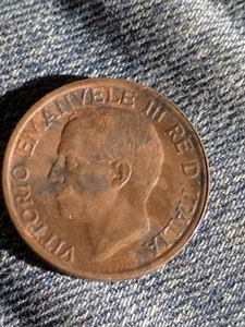 Italy 10 Centesimi 1920 R Vittorio Emanuele III  KM# 60 Higher Grade - Picture 1 of 2