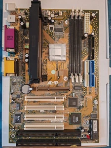 Mainboard OEM Chaintech 6VTA3 Slot1 VIA Apollo Pro 133 Year 2000 Compliant - Bild 1 von 8