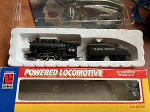 Life-Like Trains Union Pacific Powered Locomotive W/ Working Headlight 8394 - Picture 1 of 9