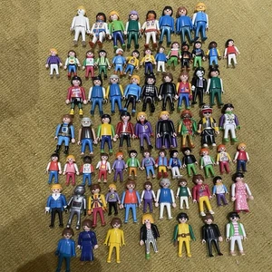 Playmobil Bundle X70 Lotto Lavoro Figurine Miste Spedizione Gratuita - Foto 1 di 5