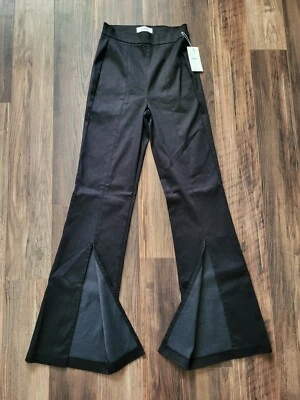 Nova Calça Flare Preta Betty Fenda Cintura Alta Tamanho P Gótica Nível 99  - Imagem 1 de 4