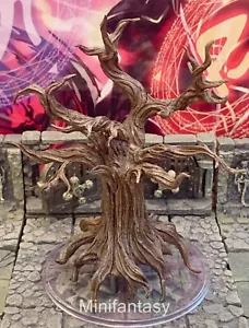 Mazmorras en miniatura Awakened Tree D&D dragones encuadernados en la nieve animadas mini 45 - Imagen 1 de 1
