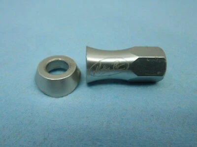 Tuerca de bloqueo de llanta de rueda Motion Pro Liteloc con arandela biselada Foto 1 de 4