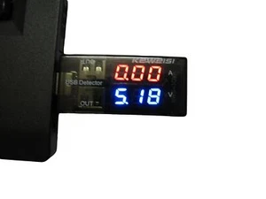 USB Voltage and Current Meter for measuring Mobile Charger and USB Devices - Picture 1 of 3
