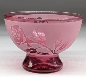 KELSEY PILGRIM Glass Studio Etched Rose Footed Bowl SIGNED - Picture 1 of 5