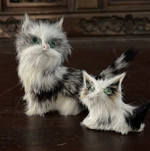 Vintage Real Fur Miniature Cat And Kitten. Green Glass Eyes Cat 3” Tall - Imagen 1 de 7