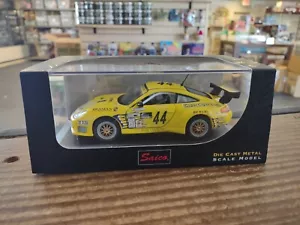 Saico 1/32 Scale Model Car TY3320 - 2000 Porsche 911 GT3R Daytona 24Hr (D2) - Picture 1 of 6