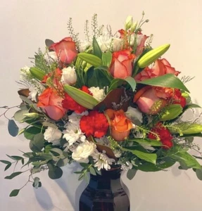 FRESH REAL FLOWERS Luxury Mothers Day Gift Bouquet Free Delivery - Picture 1 of 4