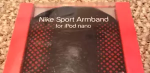 Nike Sport Armband for Ipod Nano Black Red-Jogging Hiking Running Walking NEW - Picture 1 of 3