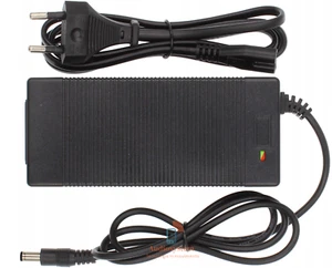 CARICA BATTERIA ALIMENTATORE 42V 2A per MONOPATTINO XIAOMI MI M365 / PRO 2 / 1S - Imagen 1 de 2