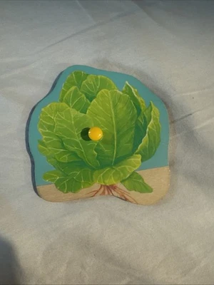 Rompecabezas de madera Lovevery Community Huerto Huerto Lechuga Repuesto Aventurero Foto 1 de 2