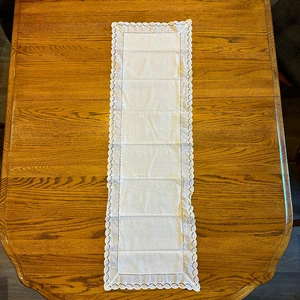 White Cotton Runner, Scalloped Edge - Picture 1 of 6