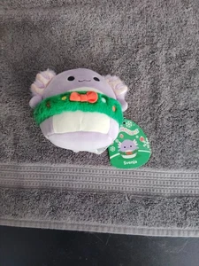 Neu KellyToy 2023 Squishmallow Holiday Svenja Axolotl 4 Zoll Plüsch *Neu mit Etikett* Heiß!! - Bild 1 von 6