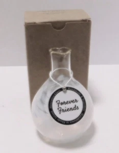Henrietta Glas Vase mundgeblasenes Glas herzförmiger Rand Forever Friend weiß - Bild 1 von 10