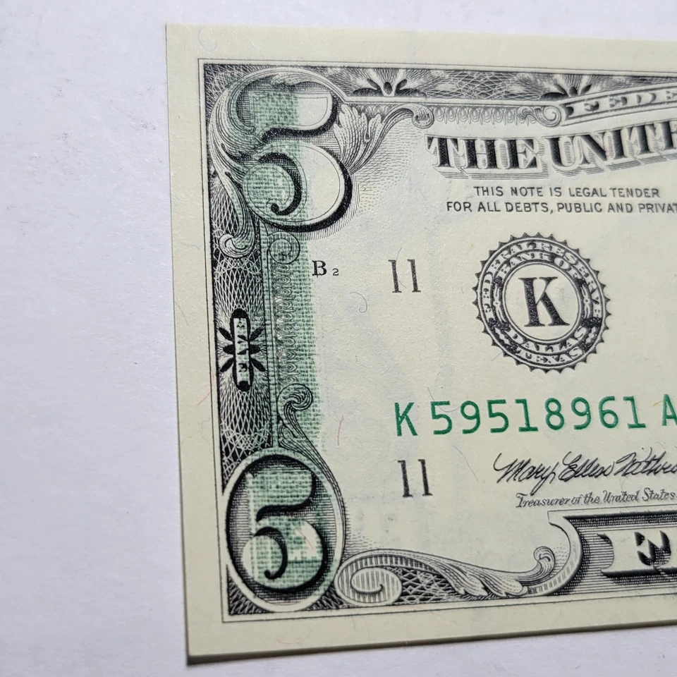 Series 1995 Dallas $5 Fed Res Note GEM UNC ~Partial Offset Print ERROR Back-Face - Image 1 of 4