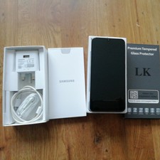 SAMSUNG A50 WHITE MOBILE PHONE EX CONDITION 128GB + 2 glass Protectors