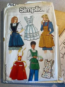 Vintage Simplicity Sewing Pattern 7647 – Misses’ Set of Aprons - Picture 1 of 1