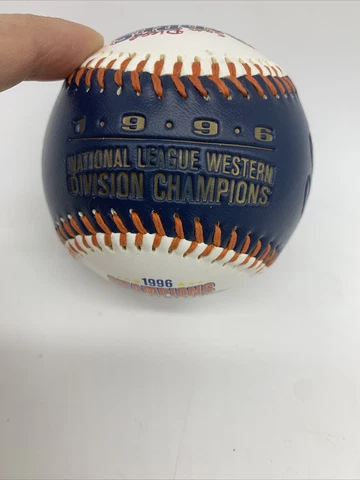 San Diego Padres 1996 Western Division Champions Commemorative Baseball Gwynn Cover