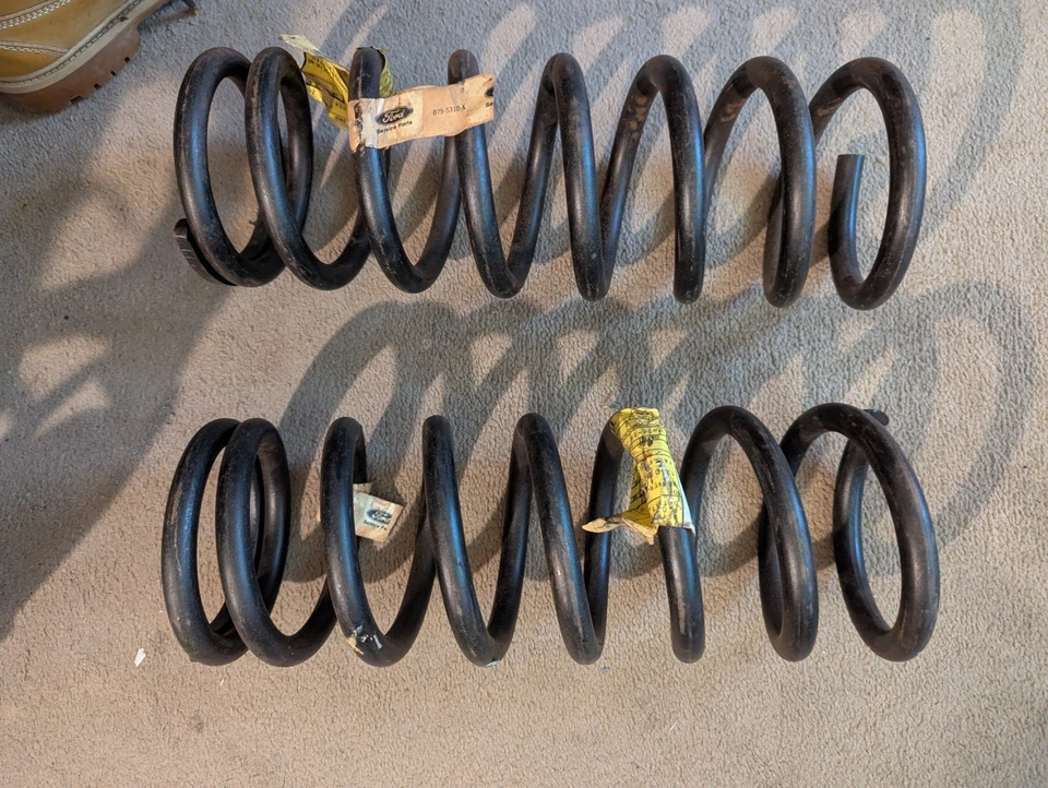 Muelles delanteros Ford 1955-57 T-Bird como nuevos OEM B7S-5310-A Thunderbird 55 1956 1957 Foto 1 de 1