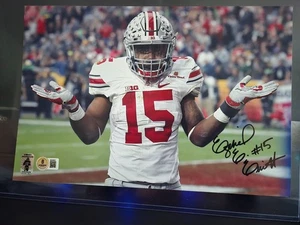 Foto firmada por Ezekiel Elliott Ohio State Buckeyes 8x12 certificado Beckett. - Imagen 1 de 3